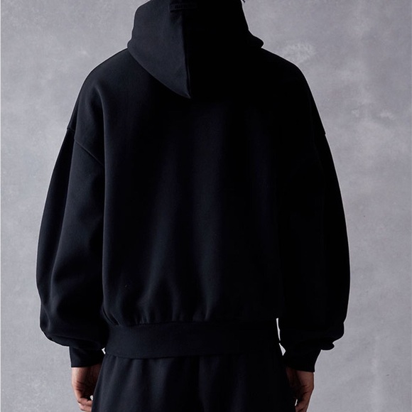 Fear of God Essential Jet Black Hoodie Mens Size Large NWT - Picture 9 of 13